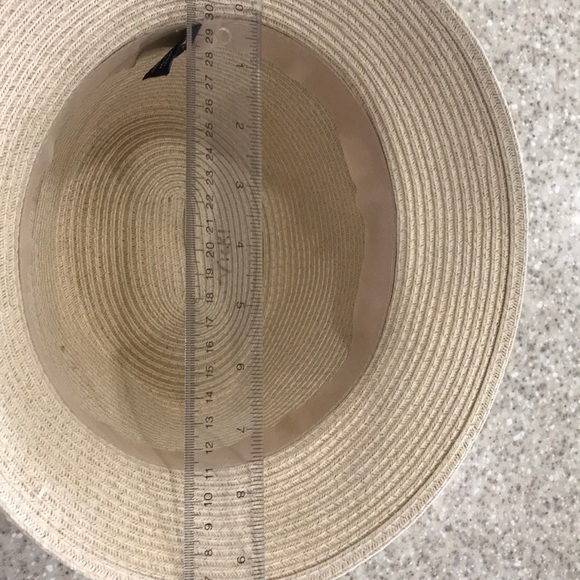 Ladies hat - Picture 7 of 7